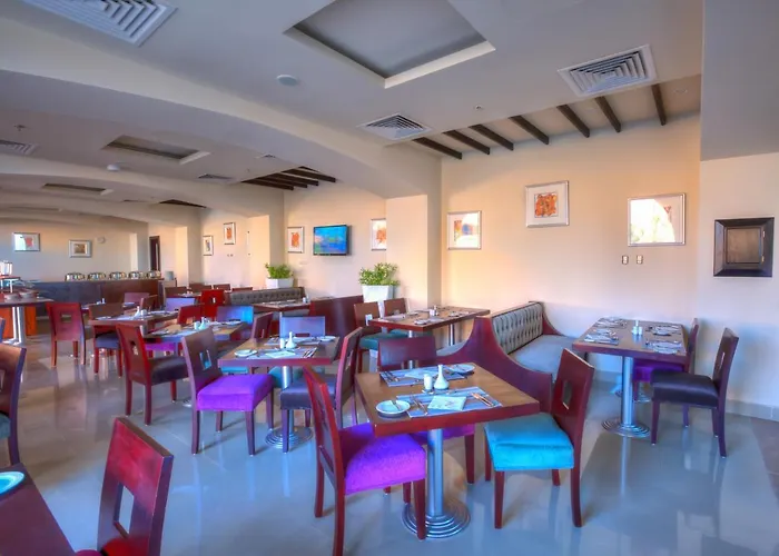 Otel Porto El Jabal 4*